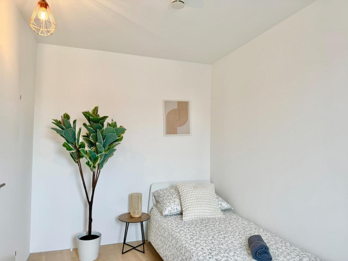 Apartmán 90 M2 Stylish 4 With Parking